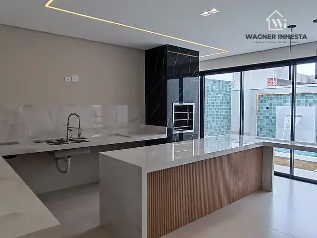 Casa 3 quartos e 2 banheiros, à venda, no bairro Jardim Munique em Maringá