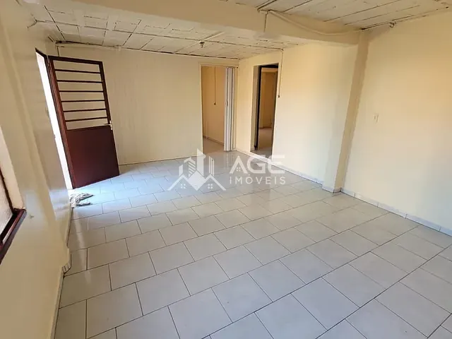 Casa com 336m² 5 quartos e 2 banheiros, à venda, no bairro Victória II em Erechim