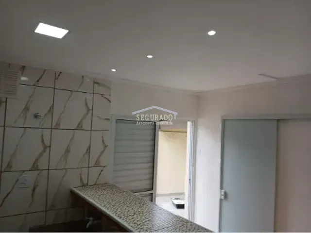 Casa com 80m² 2 quartos e 1 banheiro, para alugar, no bairro Vila Pompéia em Campinas
