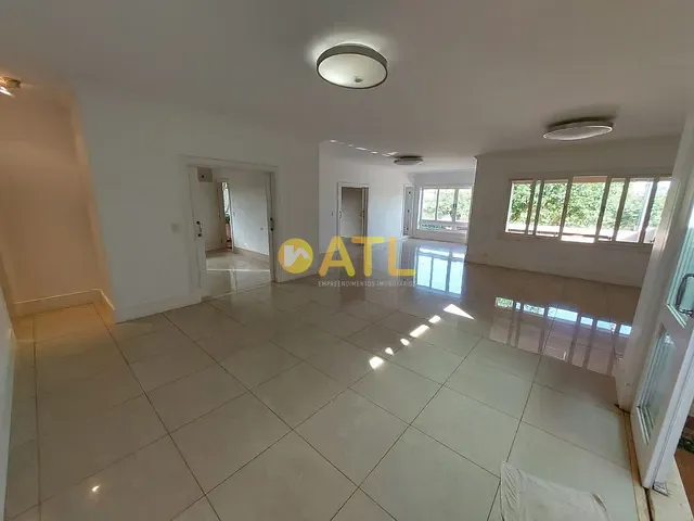 Casa com 400m² 3 quartos e 4 banheiros, à venda, no bairro Jardim Paulista em Ourinhos