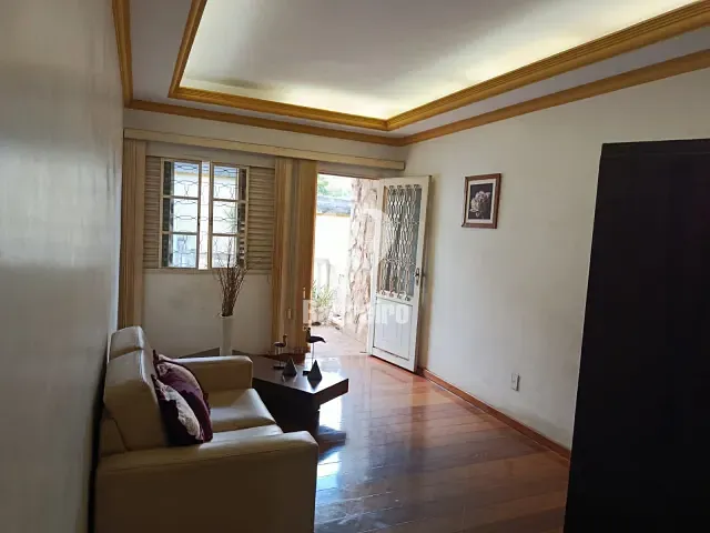 Casa 3 quartos e 4 banheiros, à venda, no bairro Itaipu (Barreiro) em Belo Horizonte