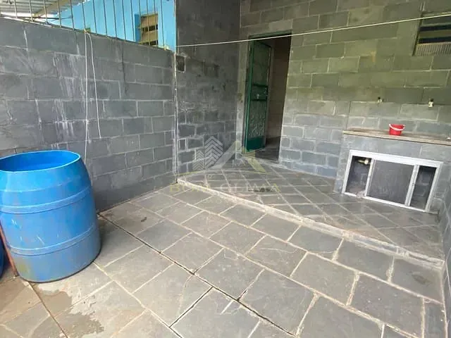 Casa com 665m² 1 quarto e 1 banheiro, para alugar, no bairro Parque Guarani em Juiz de Fora
