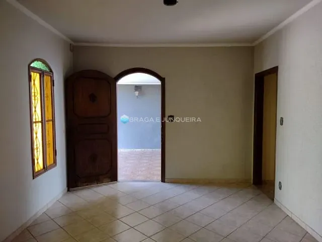 Casa com 360m² 3 quartos e 3 banheiros, à venda, no bairro Jardim Santa Catarina em São José do Rio Preto