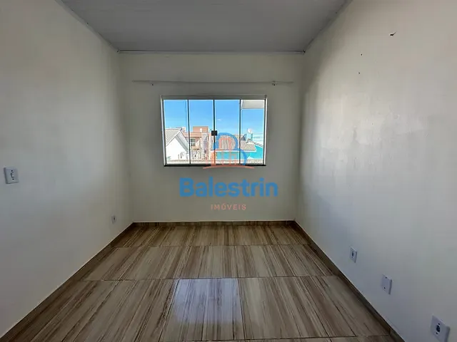Casa 2 quartos e 1 banheiro, à venda, no bairro Colina do Sol em Fraiburgo