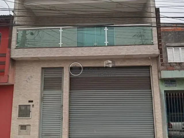 Sobrado com 150m² 3 quartos e 2 banheiros, à venda, no bairro Jardim Varan em Suzano