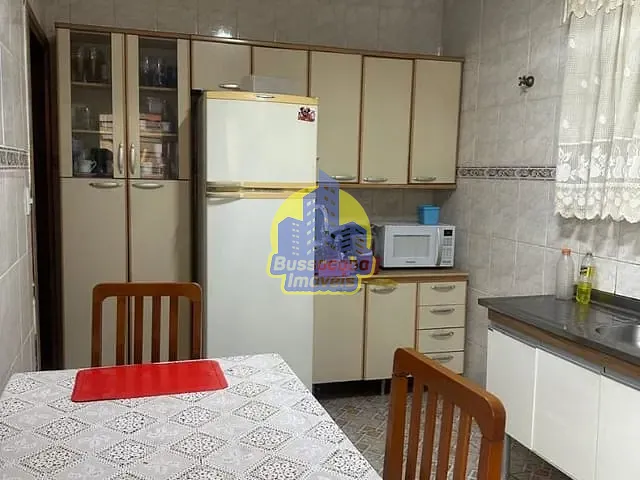 Casa com 200m² 4 quartos e 4 banheiros, à venda, no bairro Vila Yolanda em Osasco