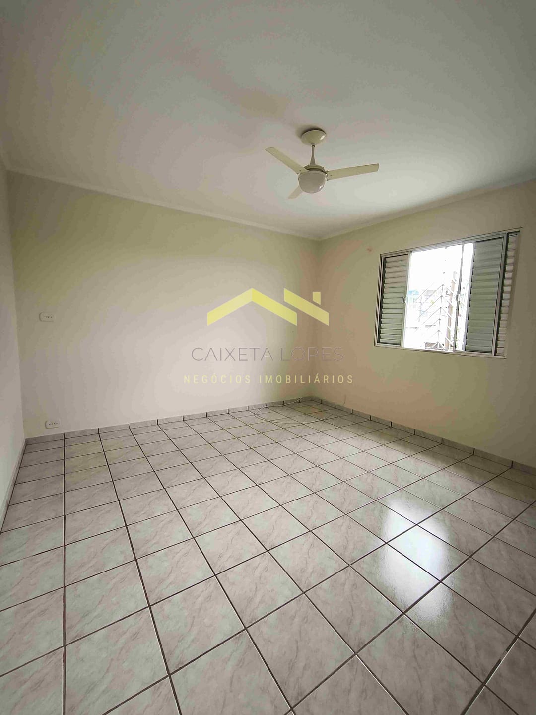 Casa, 1 quarto, 50 m² - Foto 1