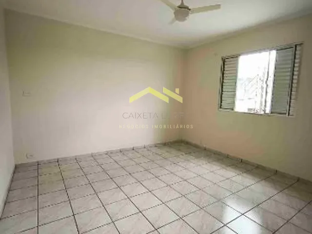 Casa com 50m² 1 quarto e 1 banheiro, para alugar, no bairro Utinga em Santo André