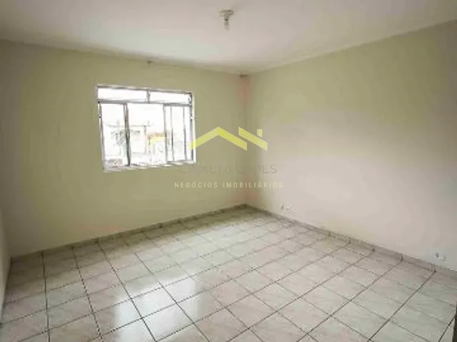 Casa com 50m² 1 quarto e 1 banheiro, para alugar, no bairro Utinga em Santo André