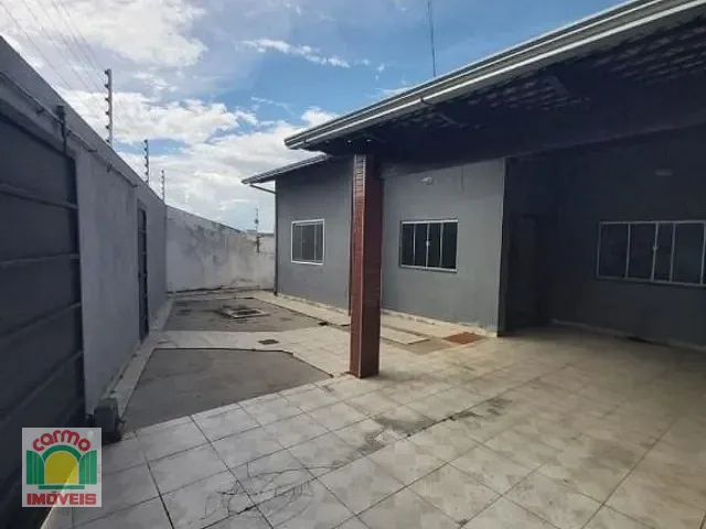 Casa com 480m² 3 quartos e 2 banheiros, à venda, no bairro Setor Residencial das Rosas em Anápolis