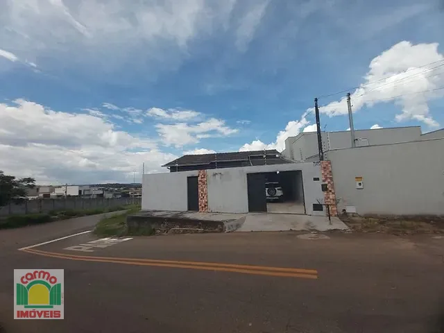 Casa com 480m² 3 quartos e 2 banheiros, à venda, no bairro Setor Residencial das Rosas em Anápolis