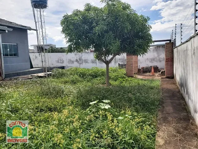 Casa com 480m² 3 quartos e 2 banheiros, à venda, no bairro Setor Residencial das Rosas em Anápolis