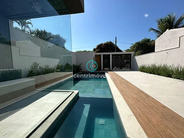Casa com 319m² 4 quartos e 7 banheiros, à venda, no bairro Barra da Tijuca em Rio de Janeiro