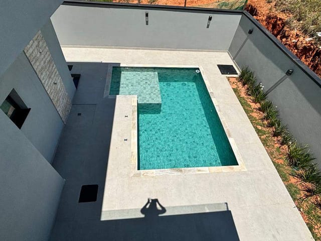 Casa 3 quartos e 1 banheiro, à venda, no bairro Cézar de Souza em Mogi das Cruzes