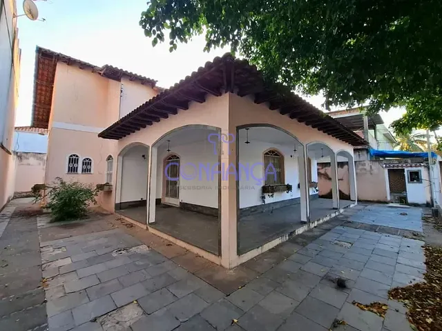 Casa com 513m² 3 quartos e 3 banheiros, à venda, no bairro Campo Grande em Rio de Janeiro