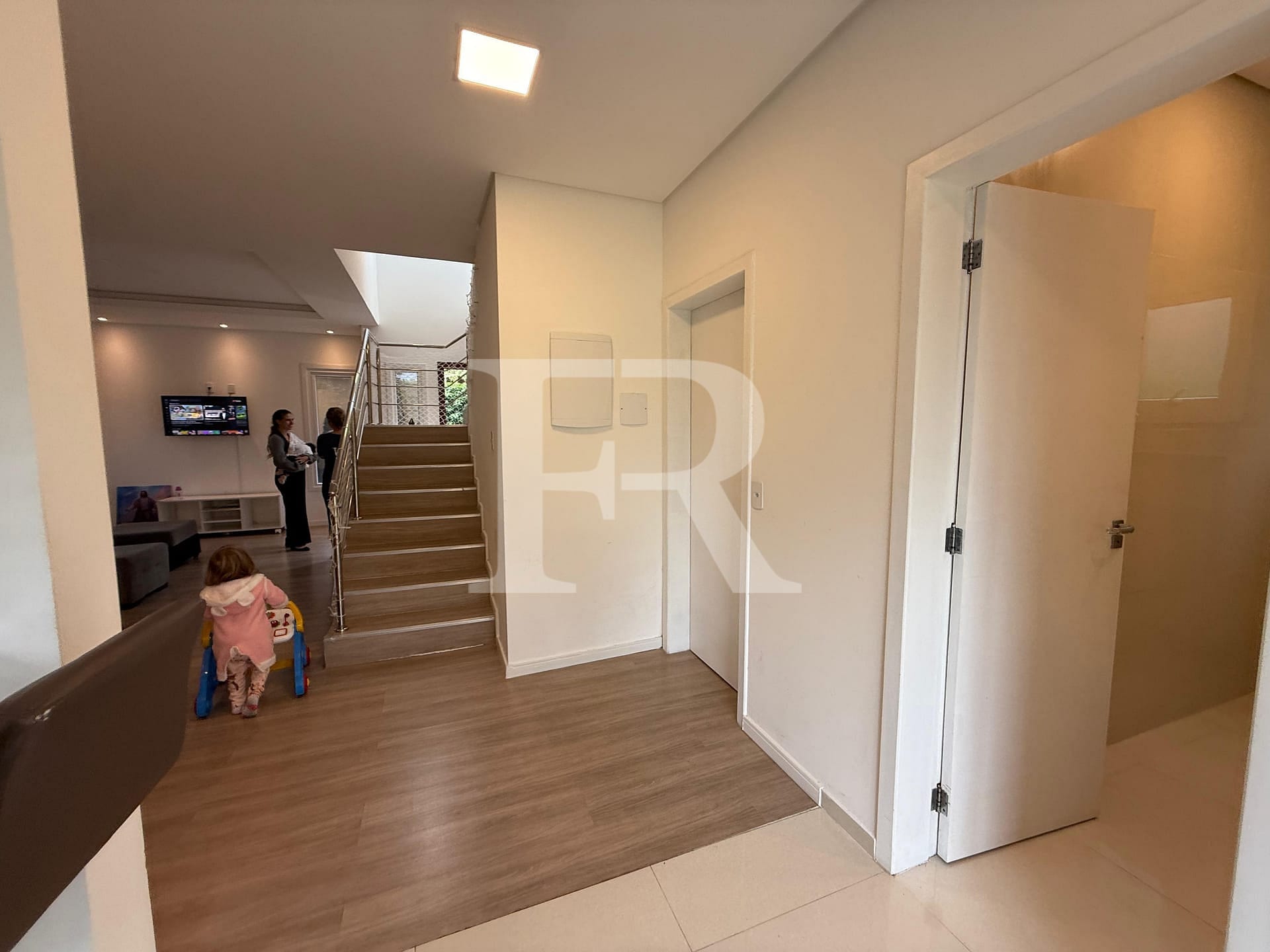 Casa para alugar com 3 quartos, 150m² - Foto 11