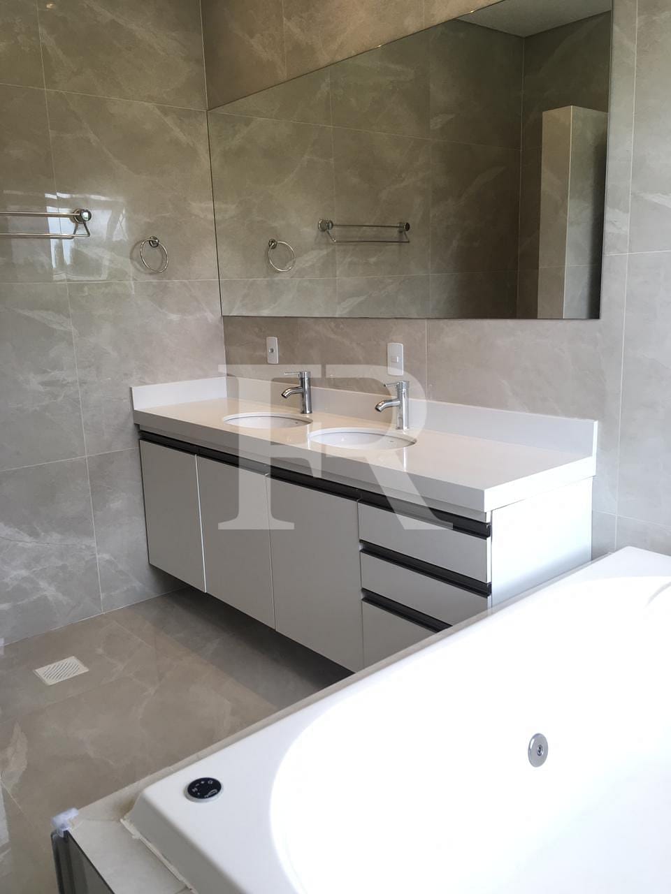 Casa para alugar com 3 quartos, 150m² - Foto 36