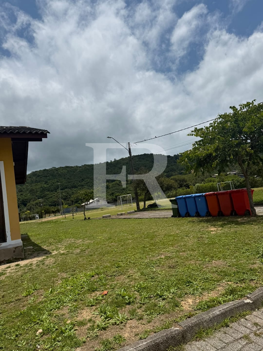 Casa para alugar com 3 quartos, 150m² - Foto 57