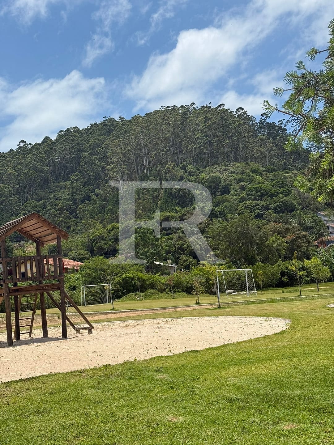 Casa para alugar com 3 quartos, 150m² - Foto 61