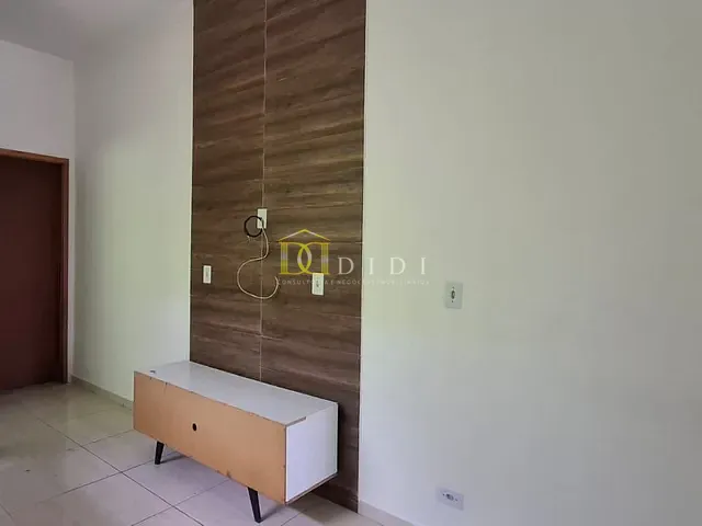 Casa 2 quartos e 1 banheiro, à venda, no bairro Conjunto Habitacional Fortunato Fioravante Angelieri em Porto Feliz