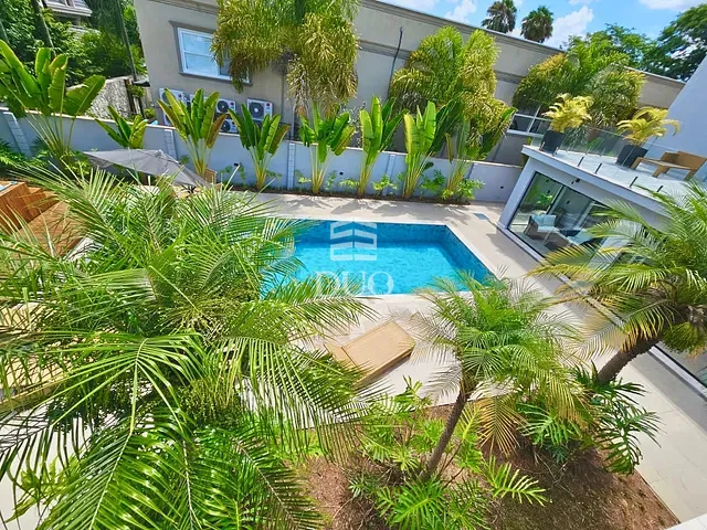Casa com 900m² 4 quartos e 5 banheiros, para alugar, no bairro Alphaville em Santana de Parnaíba