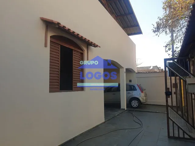 Casa com 360m² 3 quartos e 1 banheiro, para alugar, no bairro Petrópolis em João Monlevade
