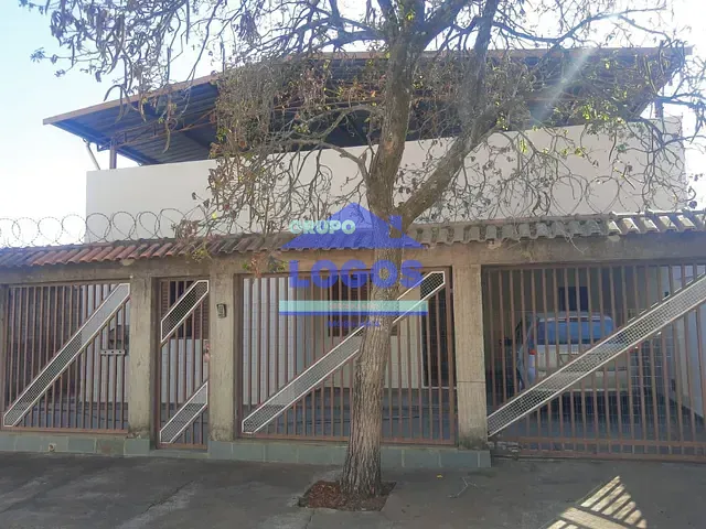 Casa com 360m² 3 quartos e 1 banheiro, para alugar, no bairro Petrópolis em João Monlevade