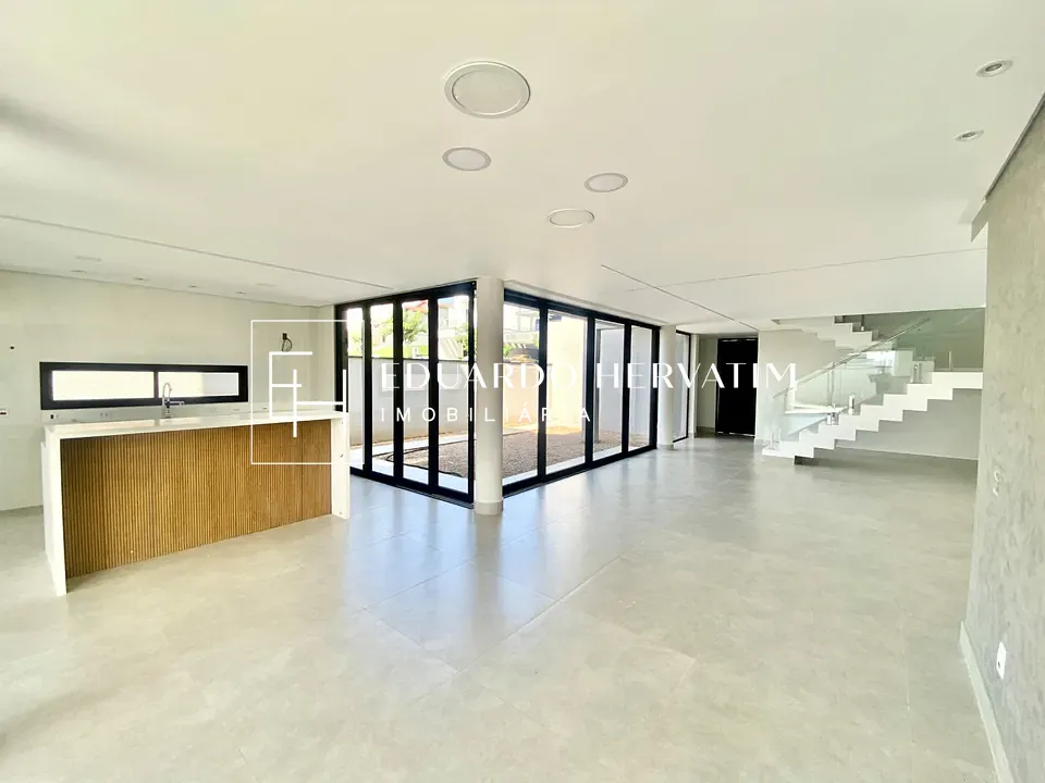 Casa, 4 quartos, 290 m² - Foto 3