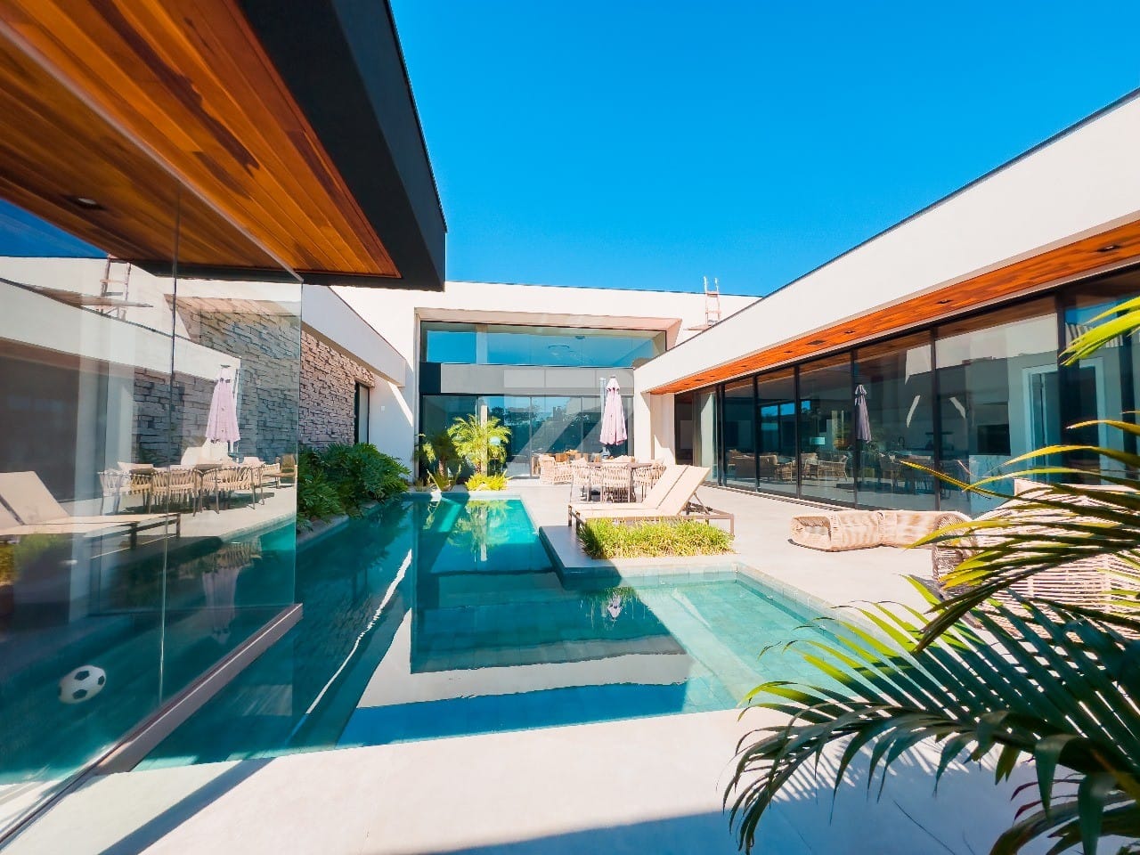 Hectares Park Resort
