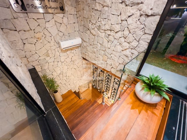 Casa com 925m² 4 quartos e 5 banheiros, à venda, no bairro Hectares Park & Resort em Dourados