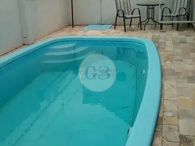 Casa 5 quartos e 3 banheiros, à venda, no bairro Fragata em Pelotas