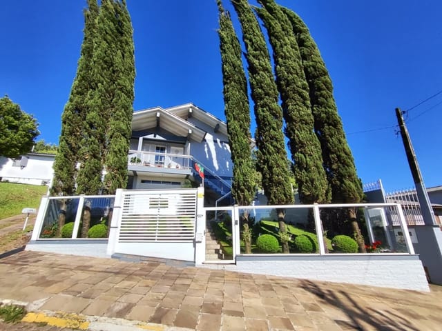 Casa com 378m² 3 quartos e 2 banheiros, à venda, no bairro São Cristóvão em Nova Prata