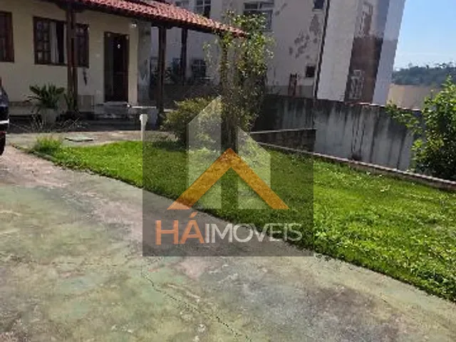 Casa com 100m² 3 quartos e 1 banheiro, para alugar, no bairro Ana Lúcia em Sabará