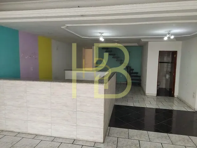 Casa para alugar, no bairro Parque das Laranjeiras em Sorocaba