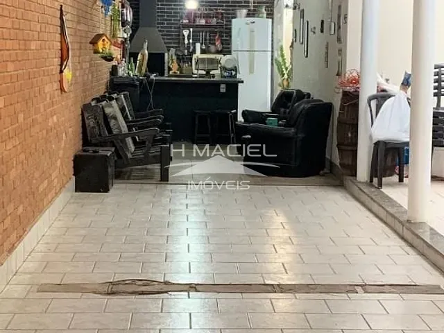 Casa com 330m² 3 quartos e 1 banheiro, à venda, no bairro Vila Proost de Souza em Campinas