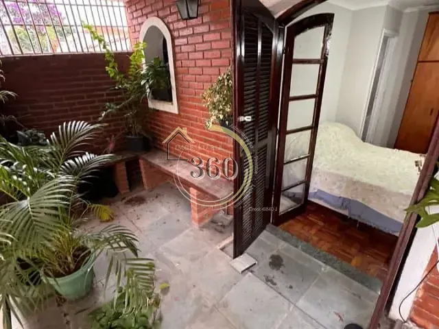 Casa 4 quartos e 3 banheiros, à venda, no bairro Vila Araguaia em São Paulo