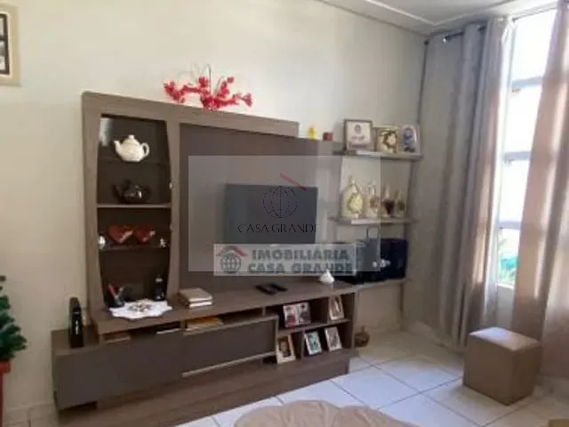 Casa com 156m² 2 quartos e 1 banheiro, à venda, no bairro Jardim Cidade Verde em Rolândia