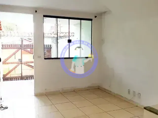 Casa com 70m² 2 quartos e 2 banheiros, à venda, no bairro Cabuis em Nilópolis