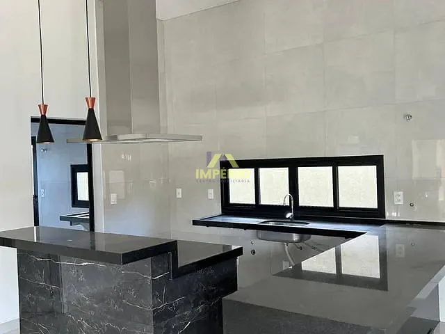Casa com 332m² 3 quartos e 2 banheiros, à venda, no bairro Residencial Lagos D'Icaraí em Salto