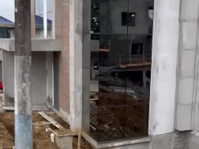 Casa com 380m² 4 quartos e 5 banheiros, à venda, no bairro Canto da Praia em Itapema