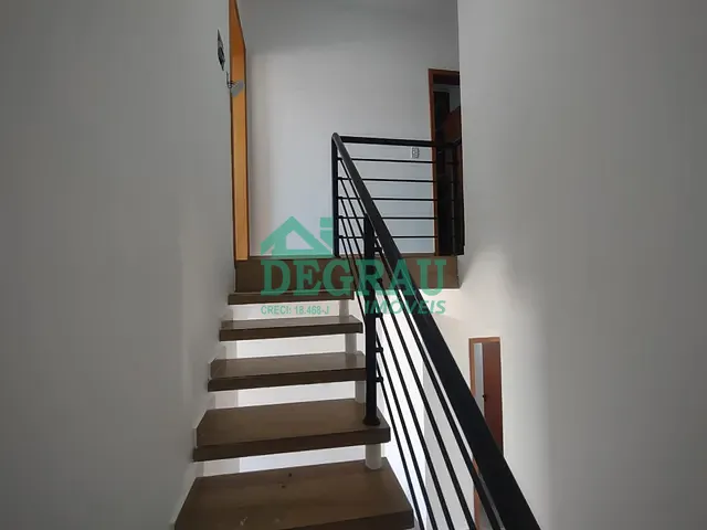 Casa com 175m² 3 quartos e 2 banheiros, à venda, no bairro Loteamento Portal Itapeva em Itapeva
