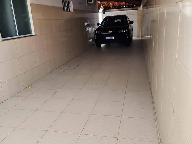 Casa com 300m² 3 quartos e 1 banheiro, à venda, no bairro Abel Barbosa em Paulo Afonso