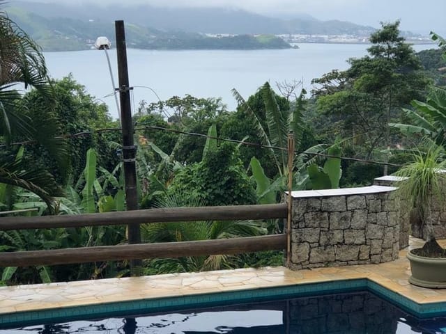 Casa 6 quartos e 6 banheiros, à venda, no bairro Feiticeira (Cambaquara) em Ilhabela
