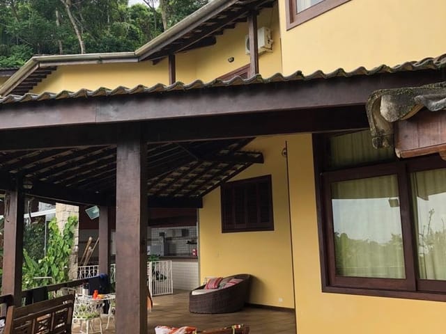 Casa 6 quartos e 6 banheiros, à venda, no bairro Feiticeira (Cambaquara) em Ilhabela