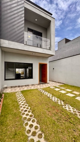 Casa 2 quartos e 2 banheiros, à venda, no bairro Parque Jaguari (Fazendinha) em Santana de Parnaíba