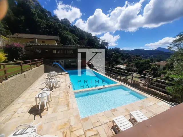 Casa com 27m² 1 quarto e 1 banheiro, à venda, no bairro Golfe em Teresópolis