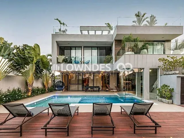 Casa 4 quartos e 7 banheiros, à venda, no bairro Recreio dos Bandeirantes em Rio de Janeiro