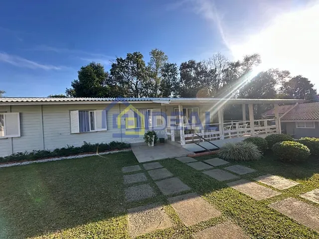 Casa 6 quartos e 3 banheiros, à venda, no bairro Imigrantes em Concórdia