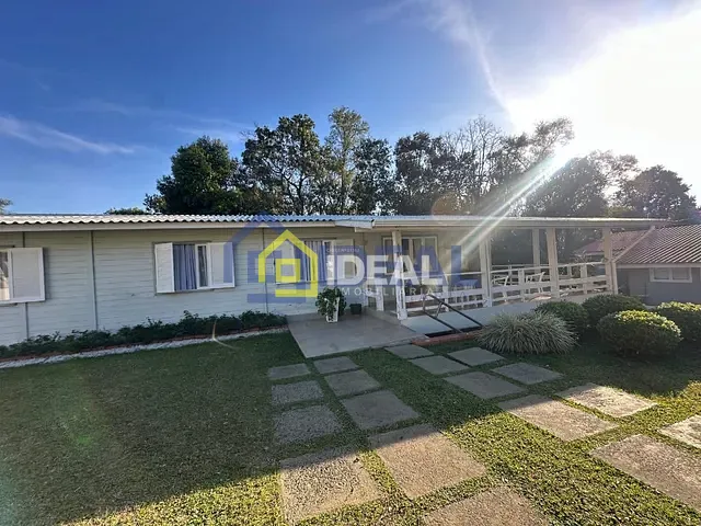 Casa 6 quartos e 3 banheiros, à venda, no bairro Imigrantes em Concórdia