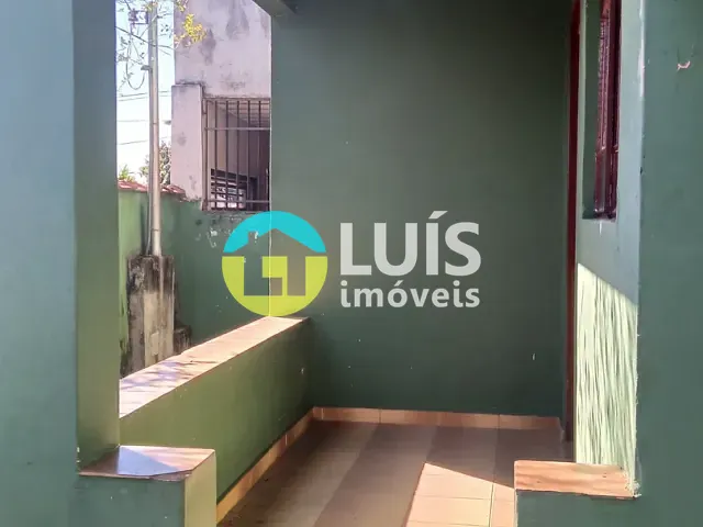Casa 2 quartos e 1 banheiro, para alugar, no bairro Bom Jesus em Guaranésia
